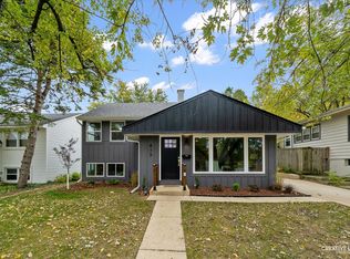 413 Lawrence Ave, Glen Ellyn, IL 60137