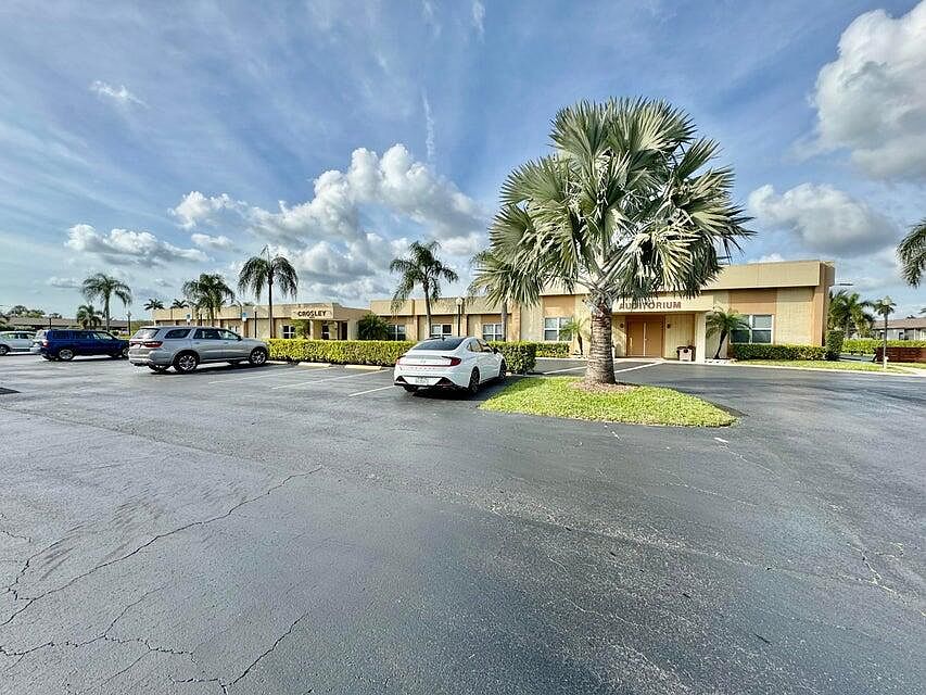 1st image of 2885 Crosley Drive E #F