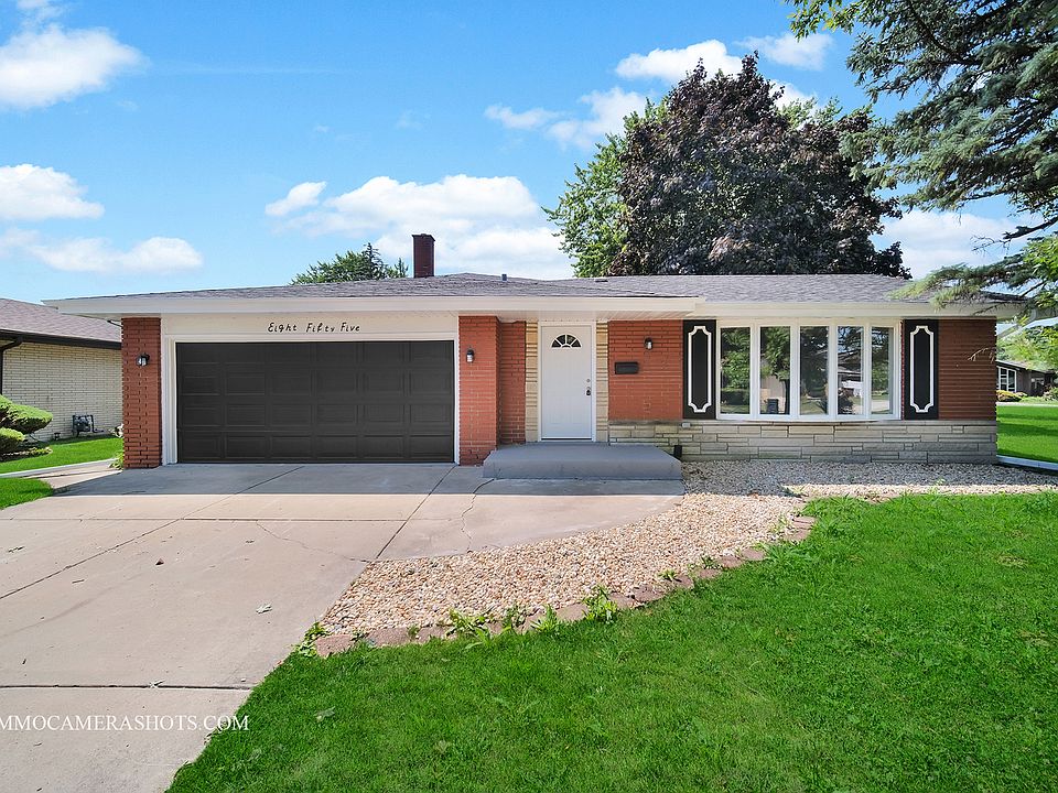 1st image of 855 E 168th St