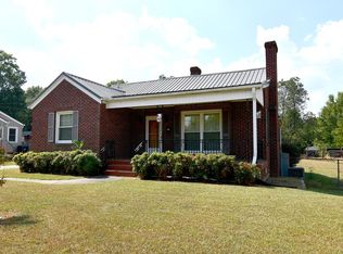 203 Pineview St, Abbeville, SC 29620