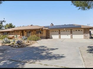 9094 9th Ave, Hesperia, CA 92345