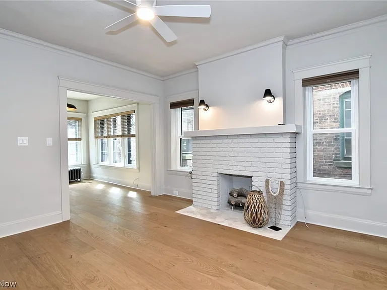 2272 Grandview Ave #2 — Photo 3