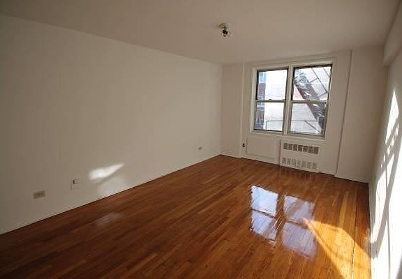 2nd image of 14477 41st Ave APT 311