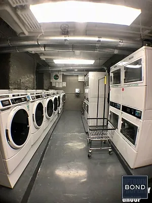 Rented by Bond New York | media 21