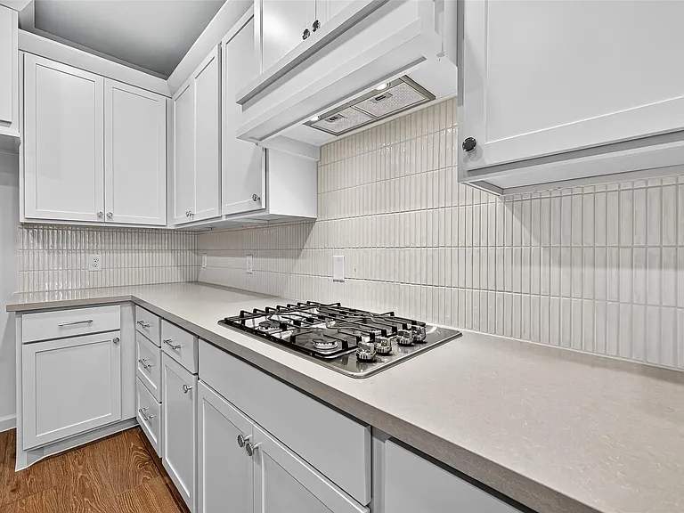 5019 Bowen Prairie Dr — Photo 11