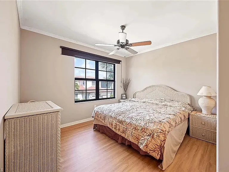 1379 Artesia Dr E #601 — Photo 10
