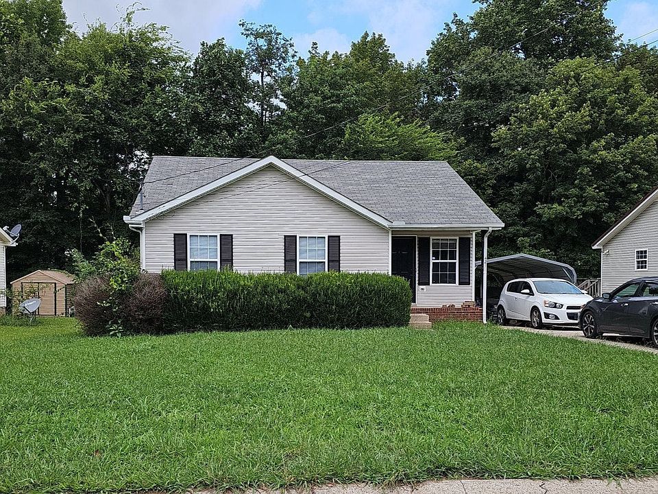 1st image of 421 Terrier Way