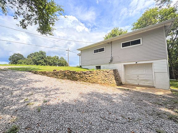 4th image of 2471 Hempfling Rd