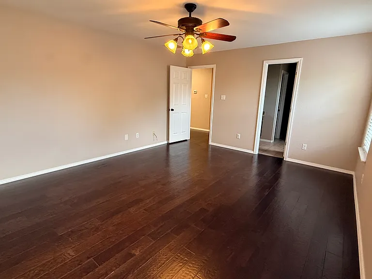 608 Ridge Point Dr — Photo 11