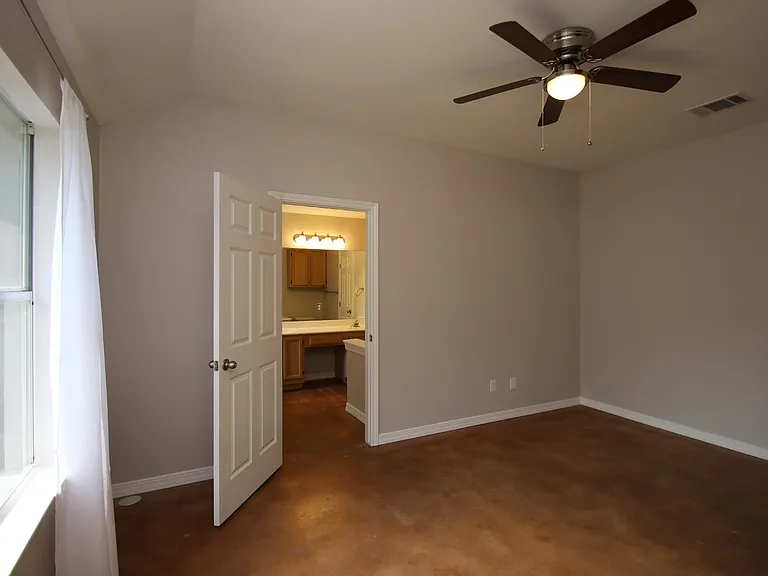 12400 Captain Hopkins Cv — Photo 12