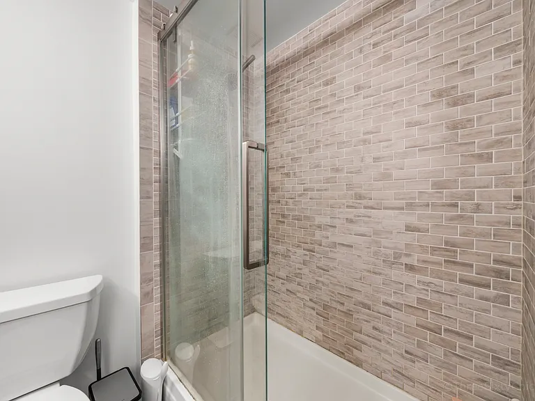 208 W Washington St #912 — Photo 15