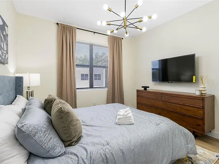 4340 Villa Alina Ct — Photo 47