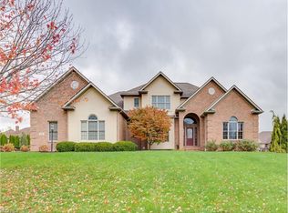 2617 Carrington St NW, North Canton, OH 44720