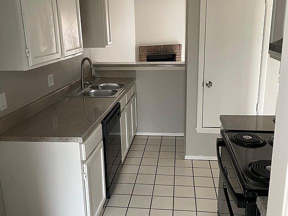 5th image of 8110 Foxfire Ln Unit B