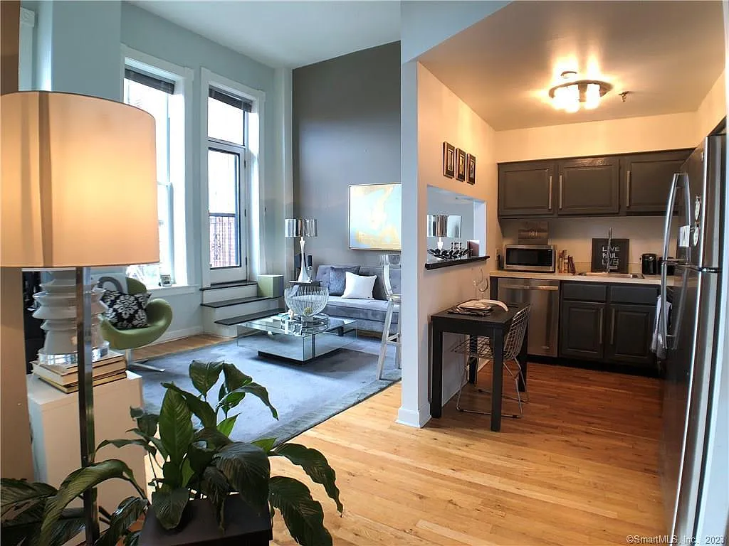 134 Washington Street #203 photo 1