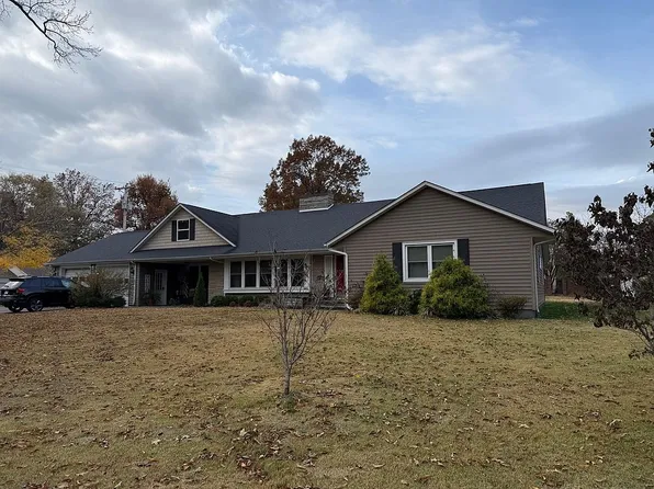 711 Pryor St, Mayfield, KY 42066