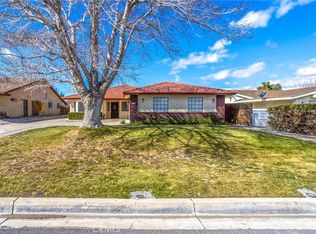 12820 Candlewick Ln, Victorville, CA 92395