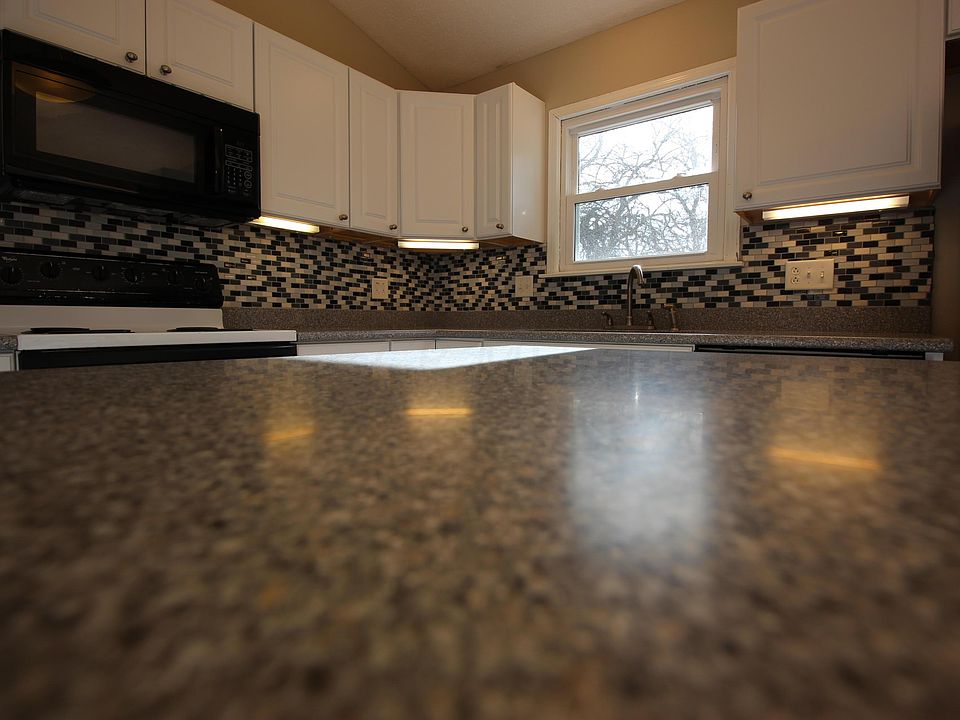 1st image of 69 Wesleyan Cir SW