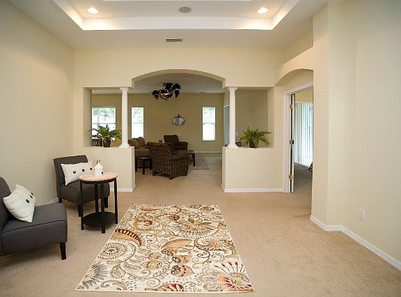 2nd image of 608 Heritage Park Ct