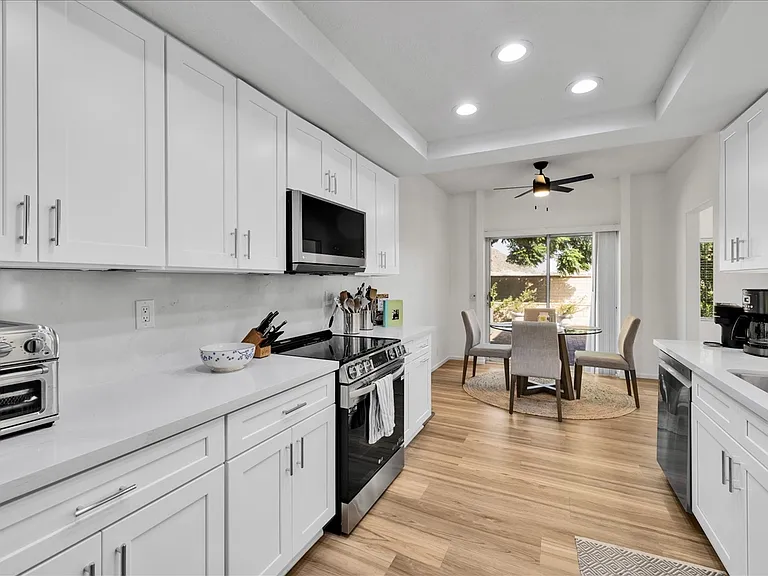 48137 Vista Cielo — Photo 17