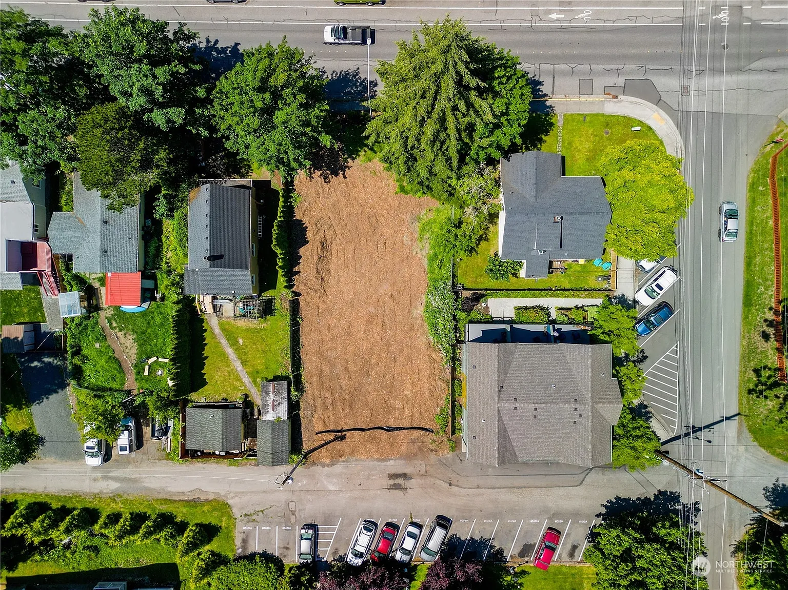 1532 Lincoln Street photo 1