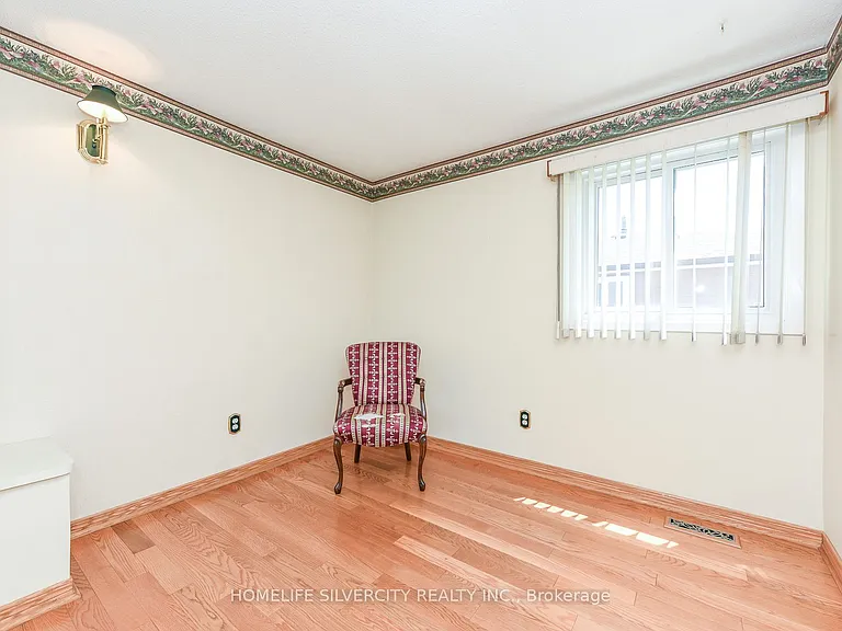 7378 Bybrook Dr — Photo 26