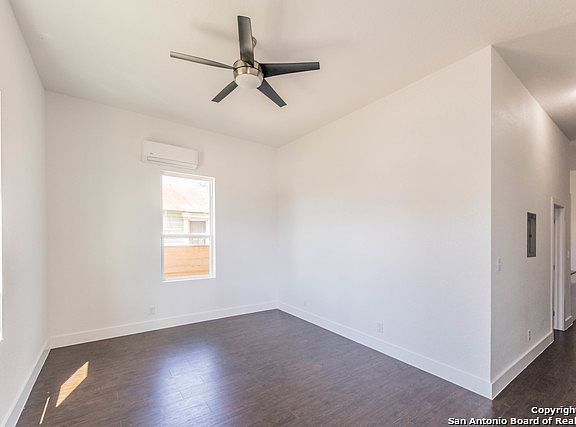 2nd image of 432 S Olive St APT 3