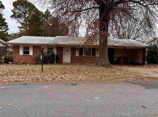 1413 View St, Morrilton, AR 72110