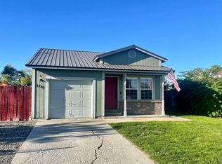 1220 Melarkey St, Winnemucca, NV 89445