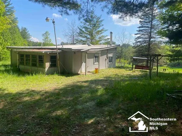 546 N M 30 Rd, Gladwin, MI 48624