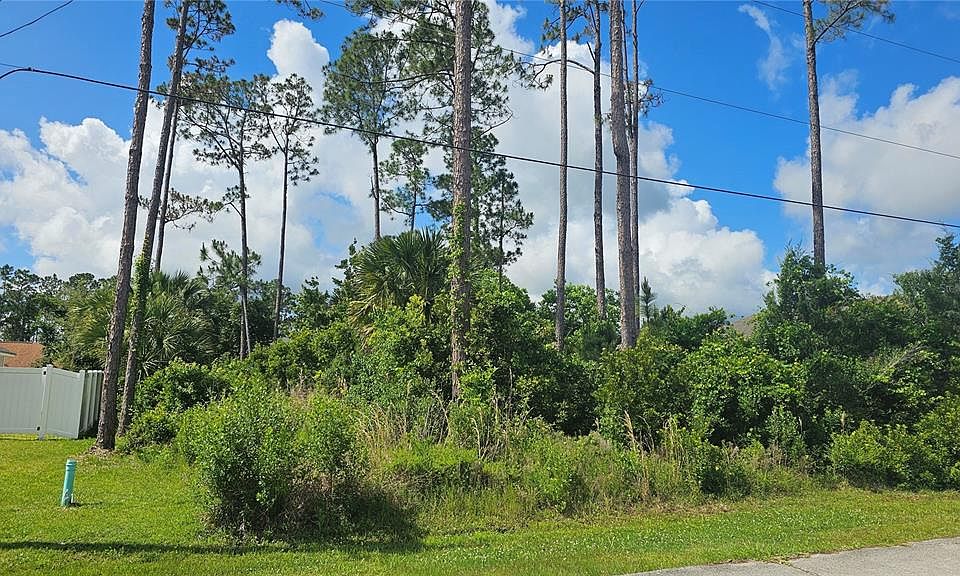 2nd image of 13 ROBIN HOOD LANE LOT 19
