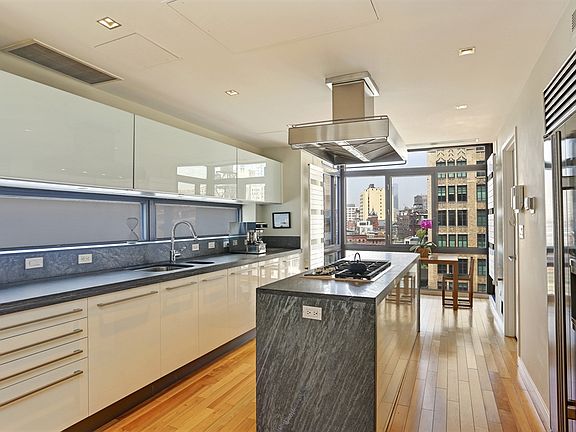 4th image of 92 Warren St APT 11