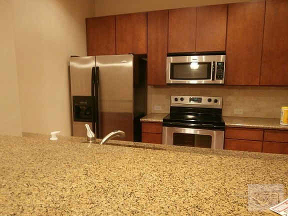 4th image of 621 21st St