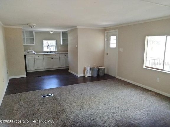 5th image of 9330 Teak St