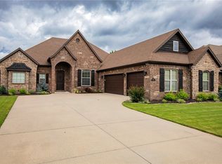 4611 W Quelinda Dr, Rogers, AR 72758