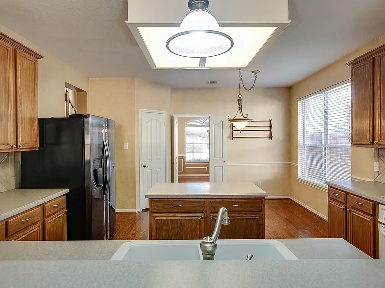 6208 Stewart Blvd — Photo 9