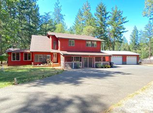 180 Douglas Dr, Grants Pass, OR 97527