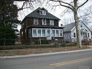1st image of 324 Raynor Ave