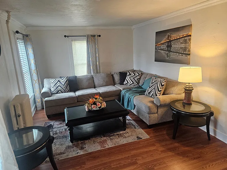 107 Grand Ave — Photo 4