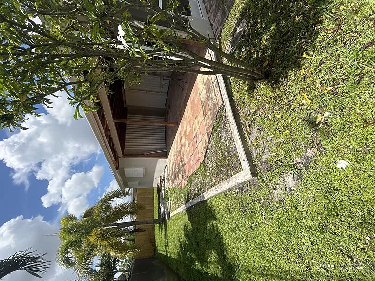 3050 NE 9th Ter #SINGLE FAMILY — Photo 11