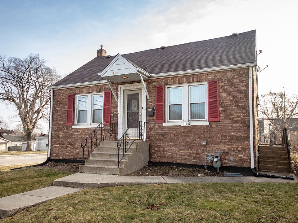 1st image of 18001 Oakwood Ave