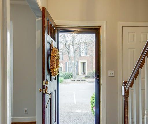 2nd image of 109 Westwood Trce