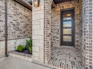 428 Samaritan Dr, Keller, TX 76248