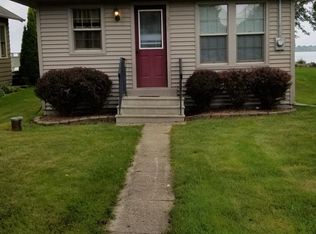 2931 Sunset Point Ln, Oshkosh, WI 54904