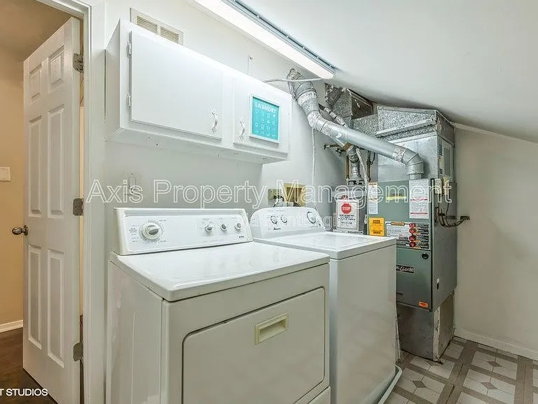 1010 Wesley Ln #1 — Photo 9