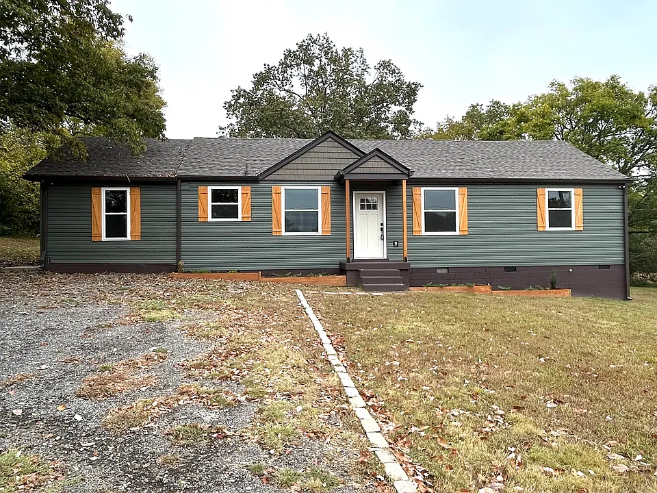 305 Randy Rd