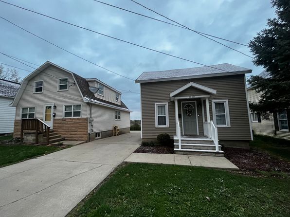 1110 Jordan Lake Ave