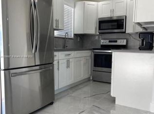 2250 NW 204th St #R, Miami Gardens, FL 33056