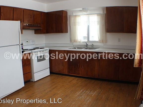 3rd image of 4708 Diana Dr