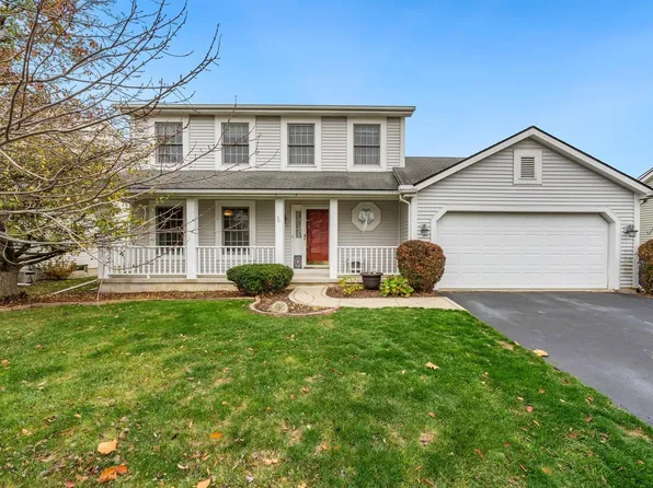 1447 Indian Creek Dr, Perrysburg, OH 43551